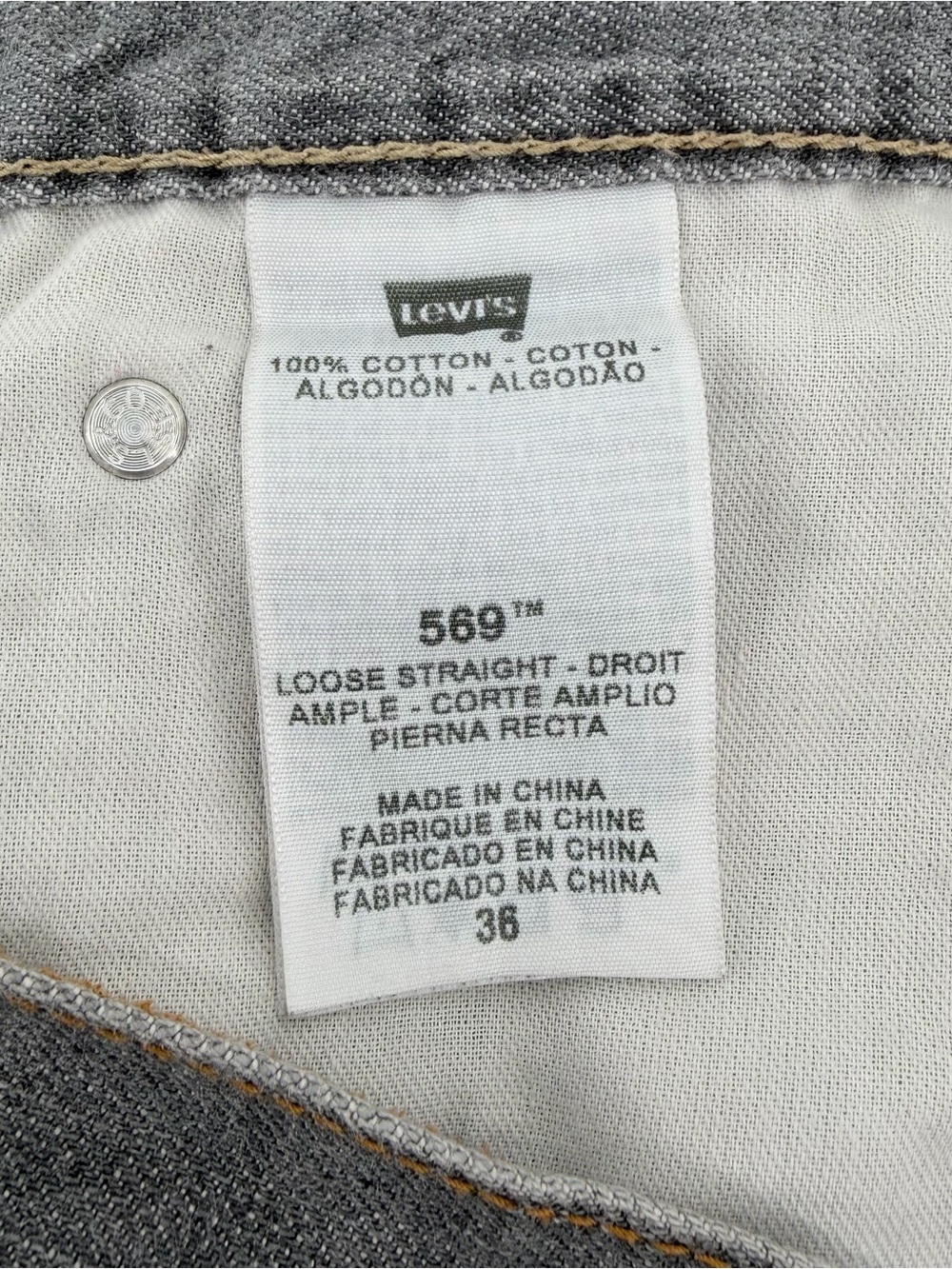 Levis Size 36 Gray 569 Loose Straight Denim Shorts Mens Baggy Skater Y2K Jorts - Picture 5 of 9